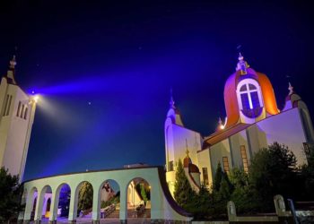 будівництво Церкви святого апостола Петра