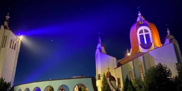 будівництво Церкви святого апостола Петра