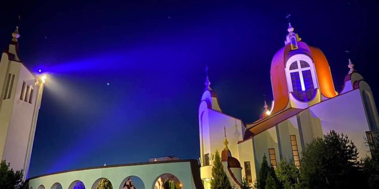 будівництво Церкви святого апостола Петра