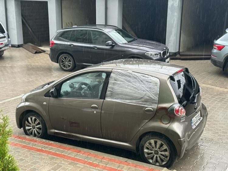 Сім будинків, десять підприємств і шок мешканців: наслідки атаки на Тернопіль