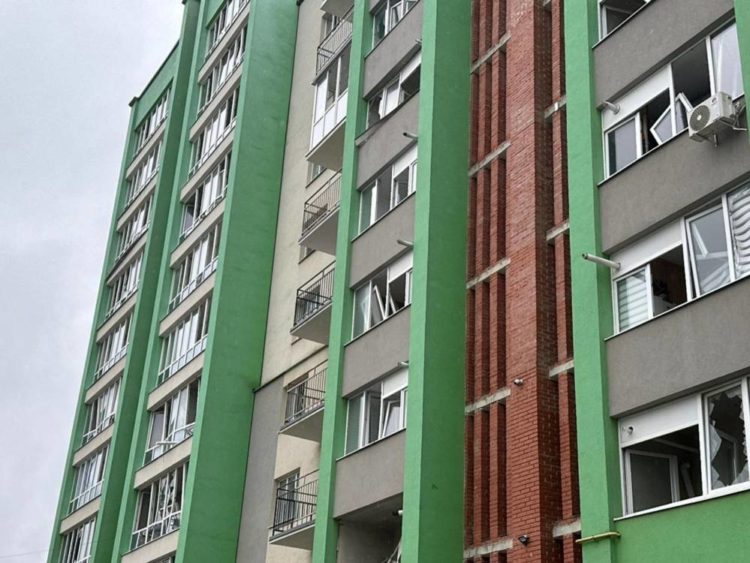 Сім будинків, десять підприємств і шок мешканців: наслідки атаки на Тернопіль