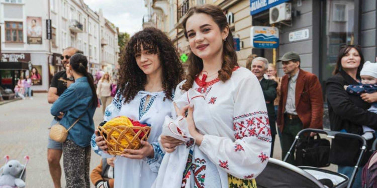 Безкоштовний проїзд на День вишиванки