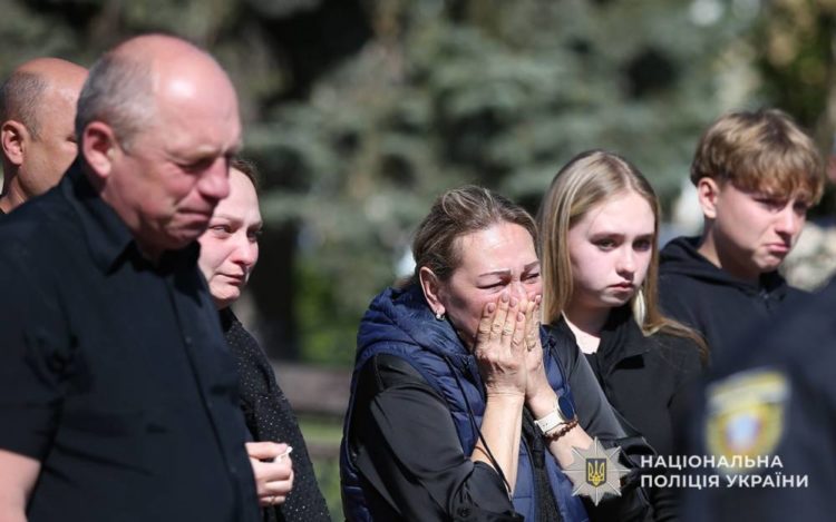 На Тернопільщині попрощались із 28-річним офіцером поліції Василем Паньківим