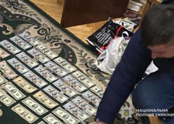 Поліція затримала наркоторговців