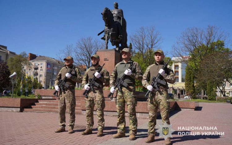 На Тернопільщині попрощались із 28-річним офіцером поліції Василем Паньківим