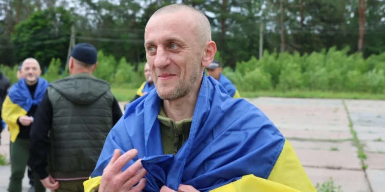 Повернення захисників