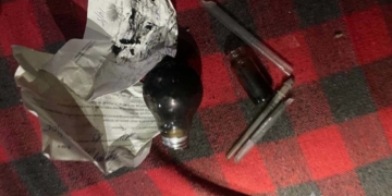 наркопритон і збував наркотики