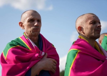 Повернення військових з полону