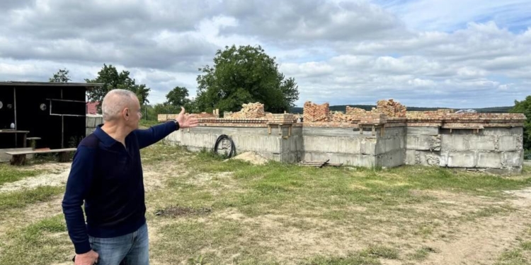 Під виглядом житлового будинку на Тернопільщині зводять храм московського патріархату