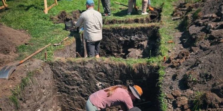 Археологічні дослідження