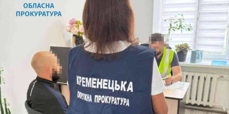 На Тернопільщині незаконно вируьали дерева