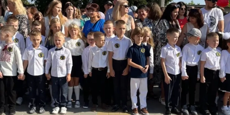 Першокласники на Тернопільщині