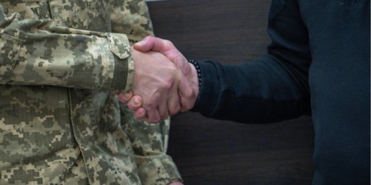 грошова допомога для звільнених з полону військових