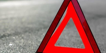 У Тернополі обгін закінчився аварією: водія Mercedes оштрафували