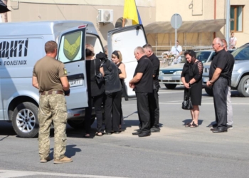 На щиті повернувся старший лейтенант Андрій Дущак