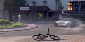 Водій у центрі Тернополя налякав перехожих