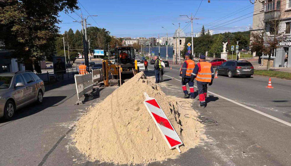 Ремонт дороги у Тернополі