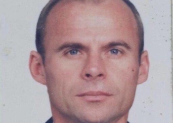 Помер знаний педагог