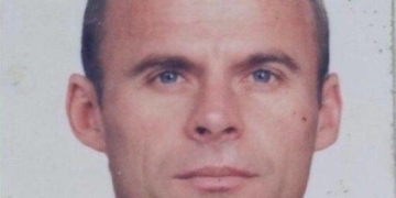 Помер знаний педагог