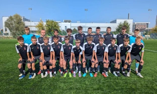 Старт футбольних змагань