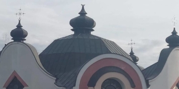 зрізали та викрали металевий хрест