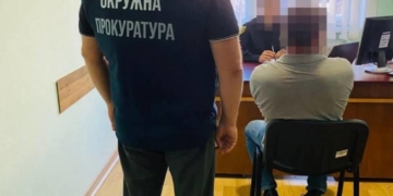 Судитимуть незаконих лісорубів