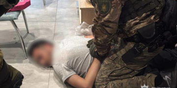 Зброя в іноземця