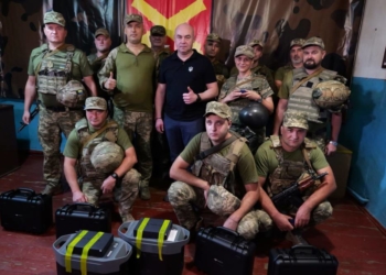 квадрокоптери та зарядні станції 44 бригада