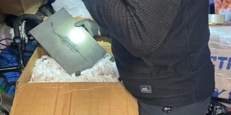 На кордоні затримали контрабанду