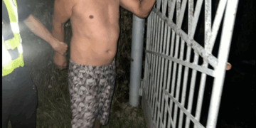 Чоловік підпалив чужу автівку