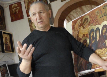 Іконописець із Тернопільщини, який пройшов пекло війни, творить ікони з уламків війни