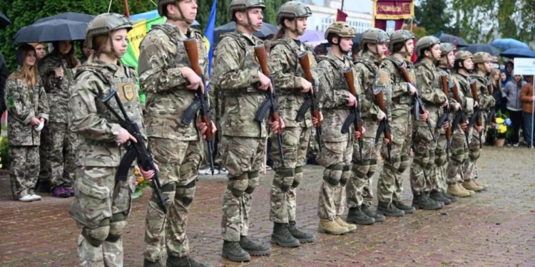 У Зборові відбувся обласний марш патріотів у межах гри «Сокіл» («Джура»)