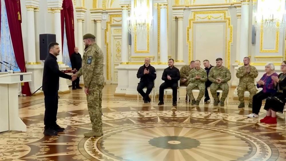 Захисника з Тернопільщини нагородили почесним орденом “За мужність”