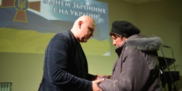 Відзнаки вручили родичам загиблих Героїв у Збаражі