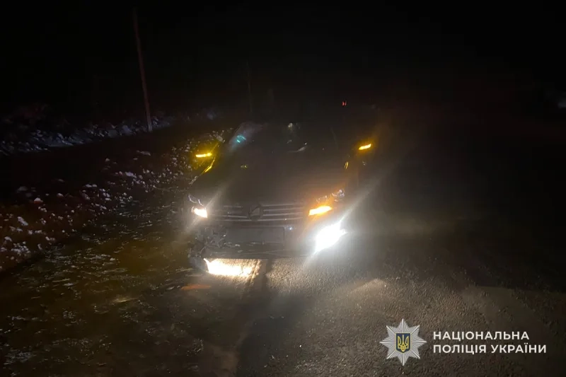 У Шумську під колесами автівки загинула літня жінка