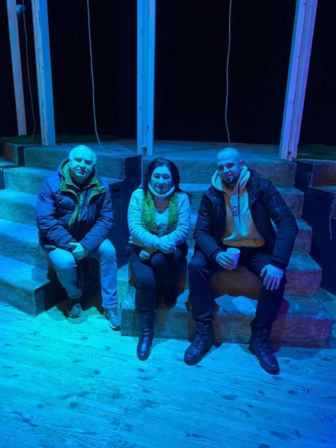 вистава «МАМИ»