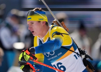 Дебютант Віталій Мандзин підкорює біатлонні траси в Італії