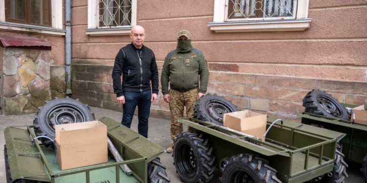 Сергій Надал передав військовим нову партію ударних дронів