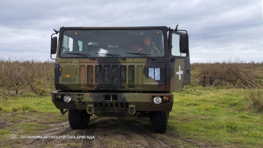 водій тягача