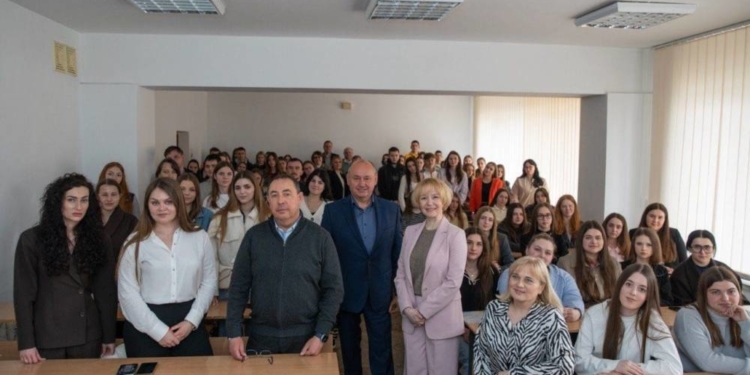 Інспектор митний