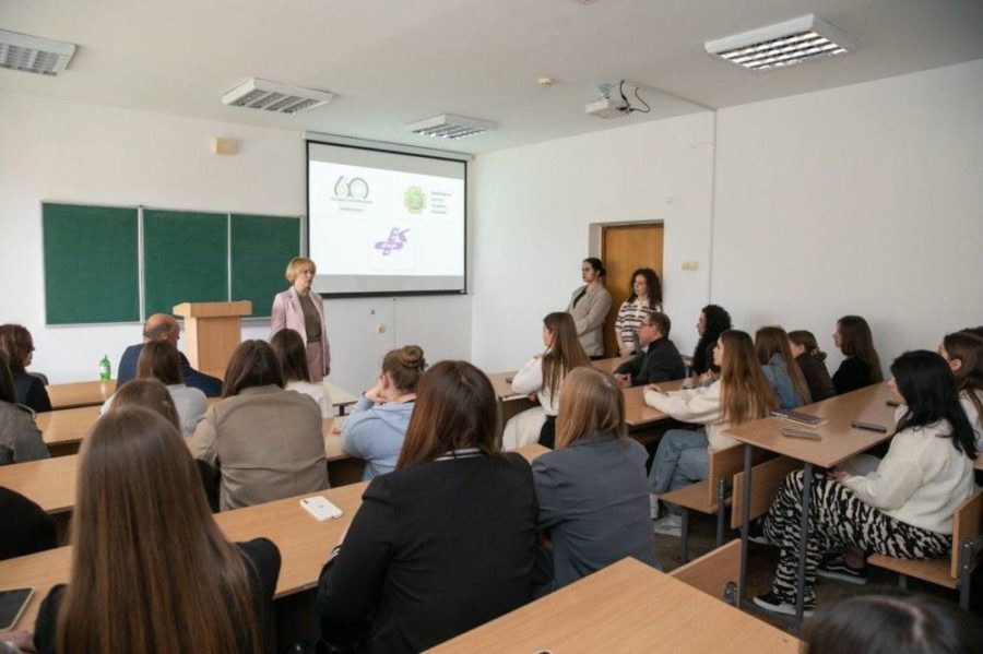 Інспектор митний