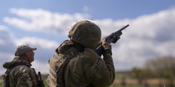 Майстерність протидії FPV-дронам: артилеристи 44-ї бригади тренуються знищувати рухомі цілі