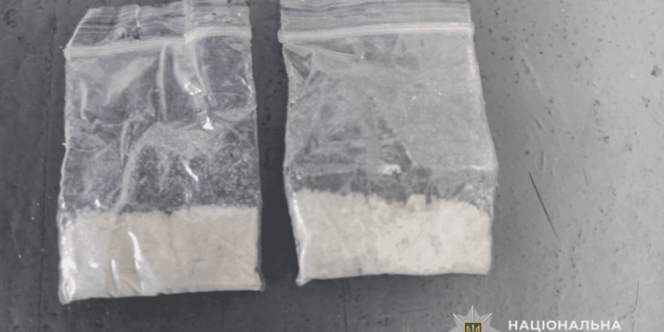 Наркотики в туалетному папері: у Чортківській колонії викрили зухвалу спробу передачі заборонених речовин