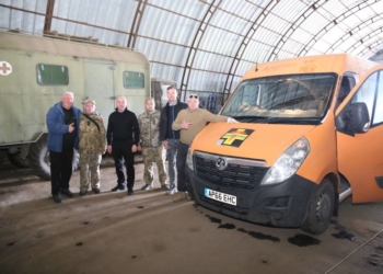 Сергій Надал відвідав тернопільських захисників на передовій з партією техніки