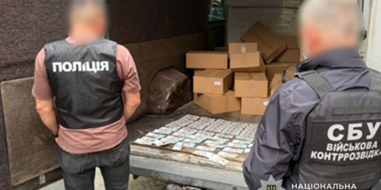Корупційна схема у Тернополі: за 7000 доларів обіцяли «бронь» через фіктивне працевлаштування