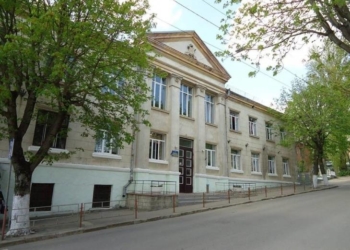 мистецький коледж