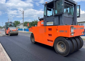Оновлення об'їзного маршруту на Тернопільщині: на автошляху Бучач — Чортків відремонтували 22 тисячі квадратних метрів покриття
