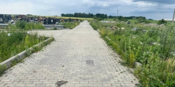 Перевезення у ковші коштувало життя: на Тернопільщині судитимуть керманича екскаватора