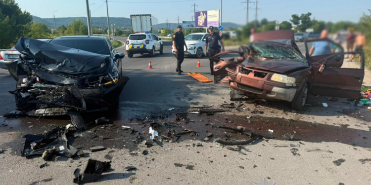 Масштабна ДТП у Кременці: шестеро людей травмовані