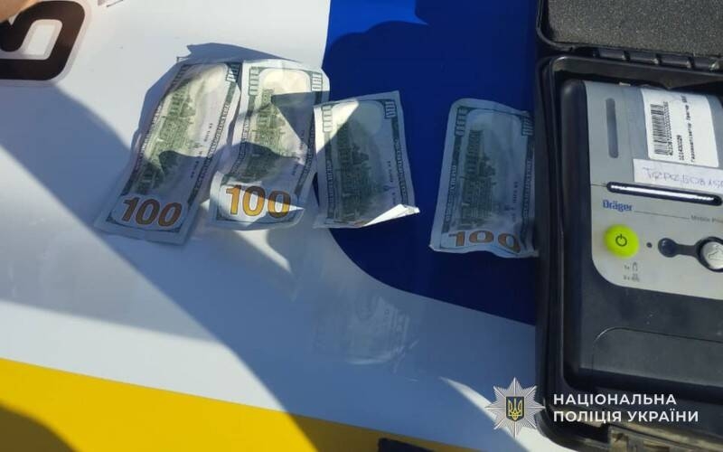 На Тернопільщині водій намагався підкупити поліцію
